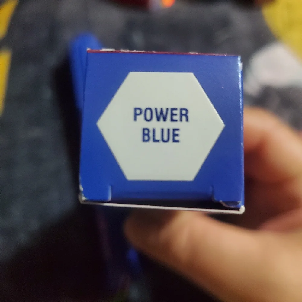 Benefit BADgal BANG! Volumizing Mascara Limited-Edition POWER BLUE. BNIB